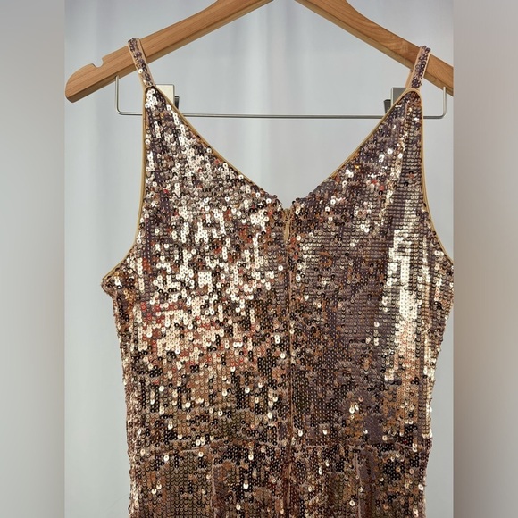 NWT Dress The Population Charlie Sequin Jumpsuit in Soft Gold Multi Size Medium - Picture 8 of 12